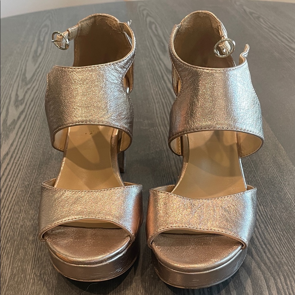 Naturalizer Shimmering Gold Platform Sandals